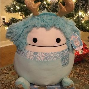 Squishmallow Joelle the bigfoot 16”